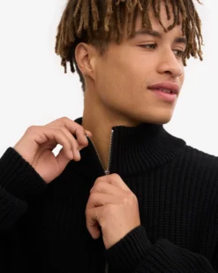 Merino Quarter Zip - Deep Black