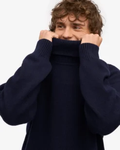 Merino Wool Turtleneck - Navy Blue